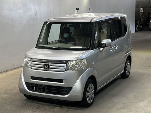 22 Honda N box JF1 2013 г. (KCAA Fukuoka)